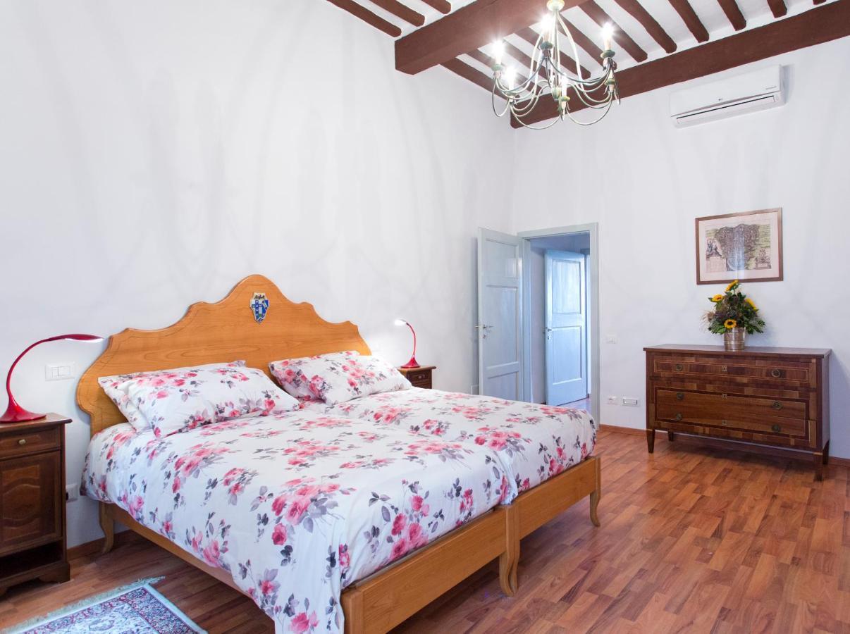 Residenza D'Epoca Palazzo Piccolomini Lägenhet Siena Exteriör bild