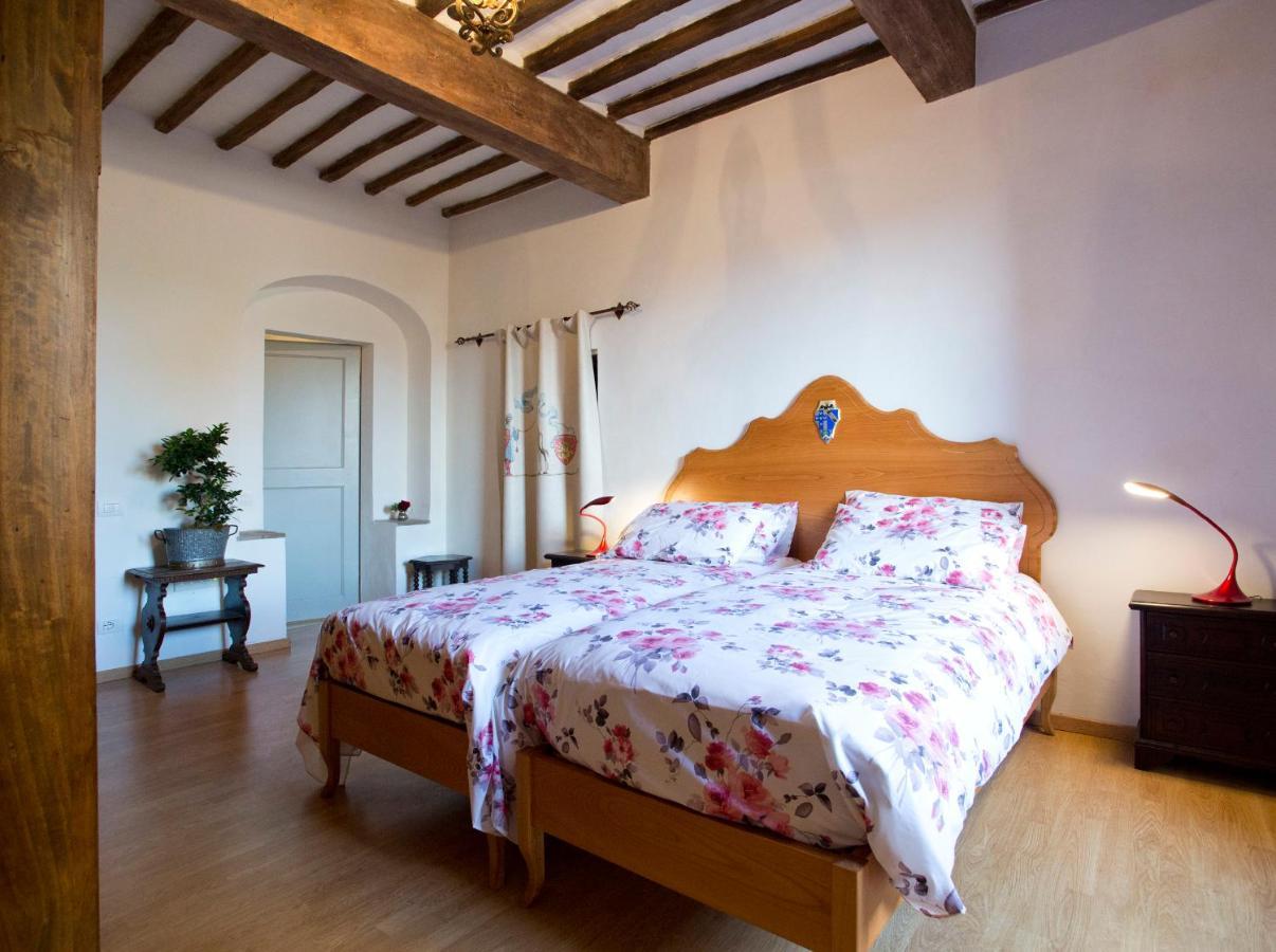 Residenza D'Epoca Palazzo Piccolomini Lägenhet Siena Exteriör bild